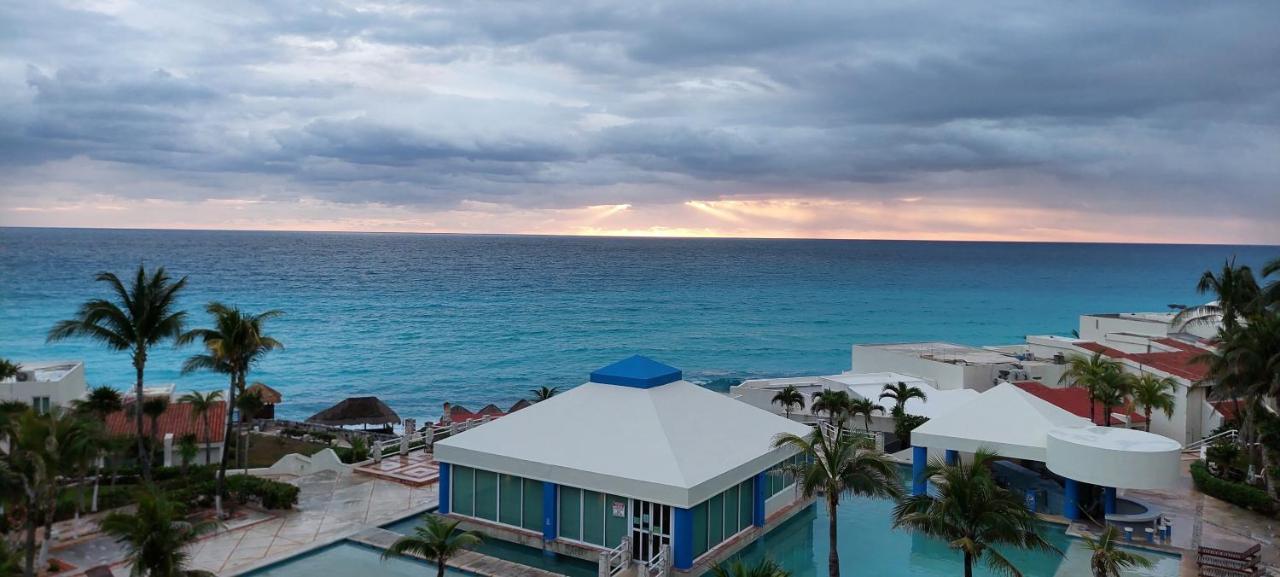 Departamento Cielo Ocen View En Condominios Solymar Cancun Exterior photo